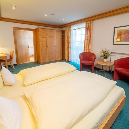 Landhotel Hoisl-Braeu เพนซ์แบร์ก ภายนอก รูปภาพ